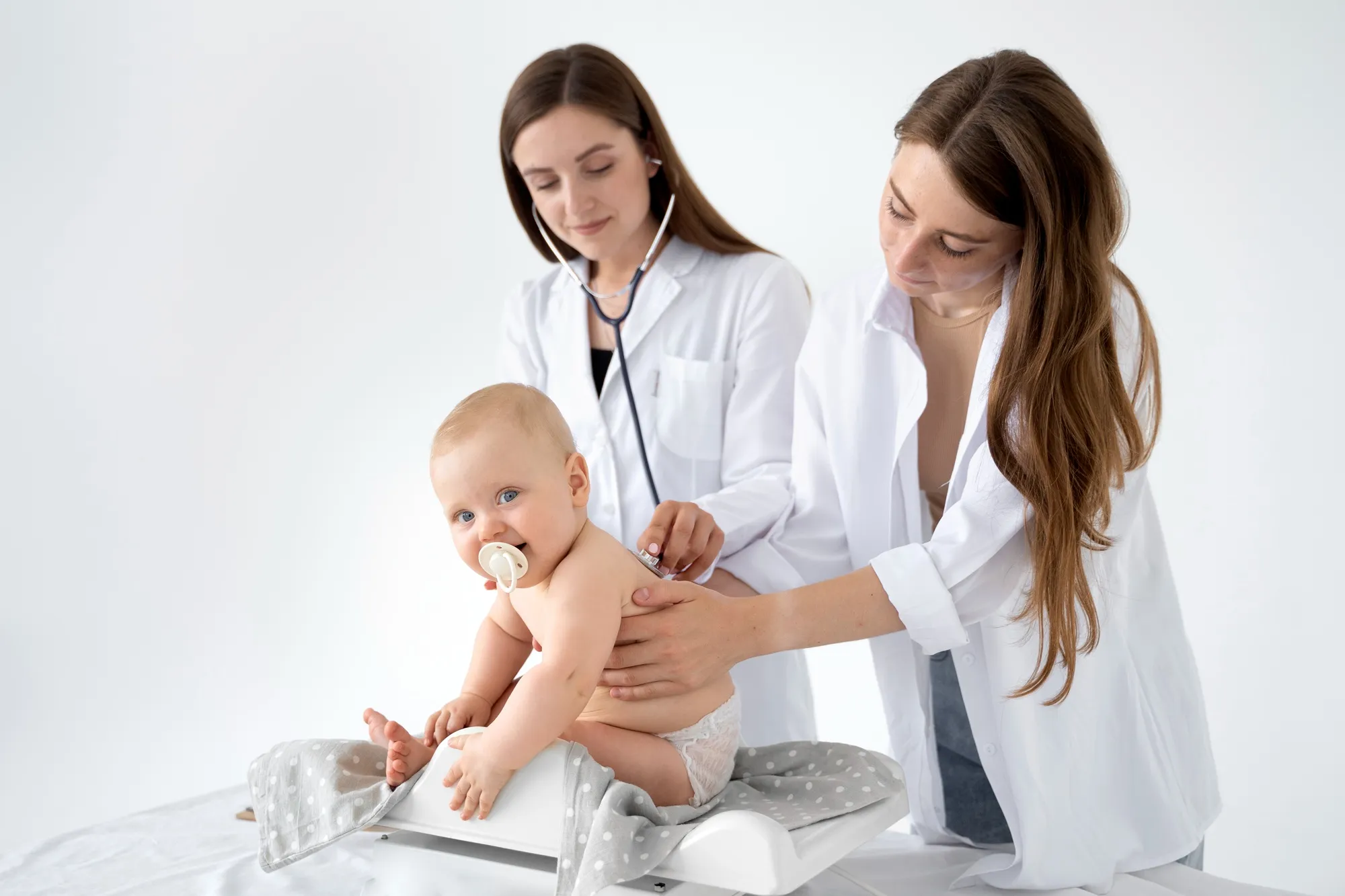Banner explaining the importance of pediatricians in child development, health monitoring, and early disease detection.