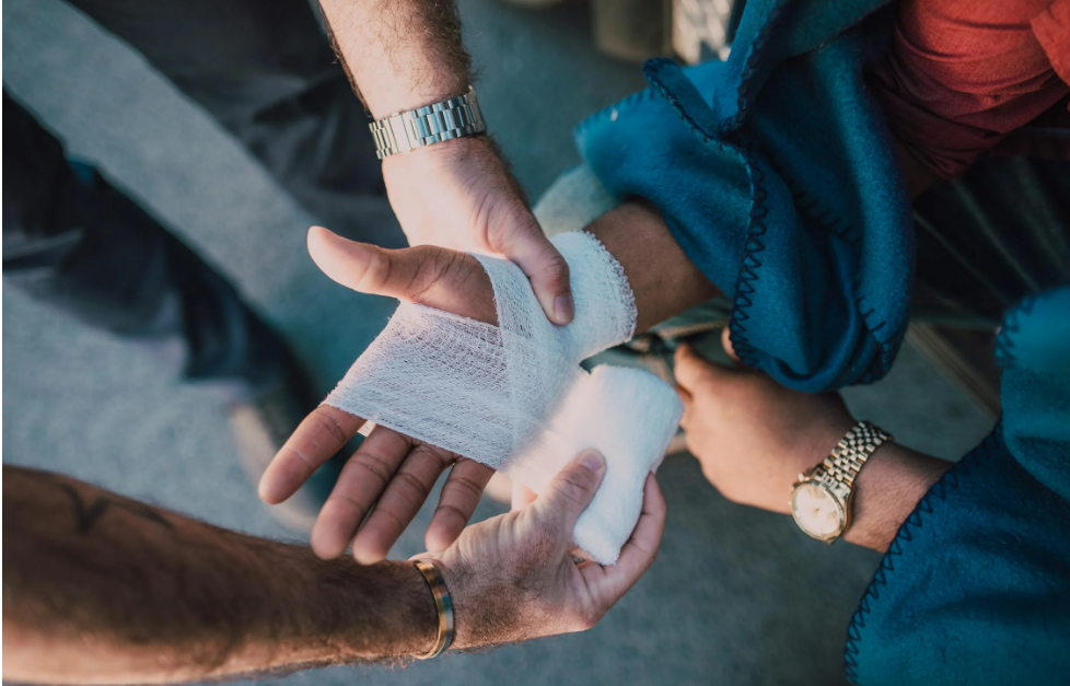 What Delays Wound Healing? Common Factors You Might Not Know